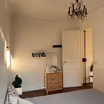 Bright Bedroom, Private Entrance